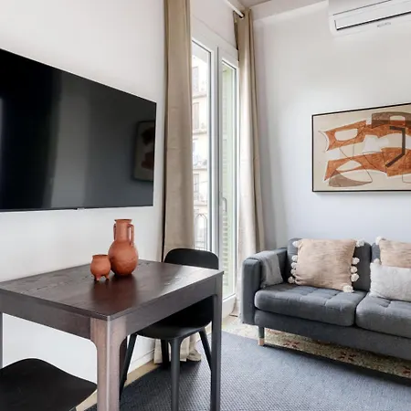 Blueground Sagrada Familia Furnished Bcn-99 Apartment Barcelona