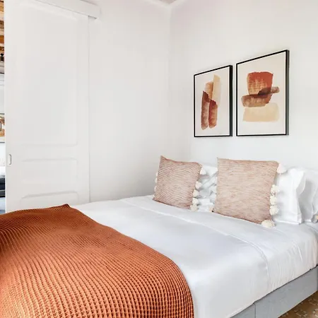 Blueground Sagrada Familia Furnished Bcn-99 * ברצלונה